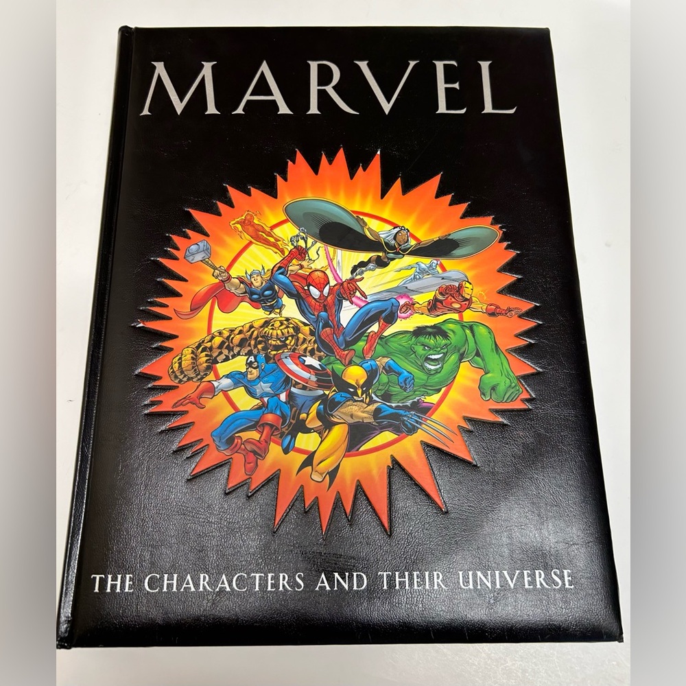 Marvel : The Characters and Their Universe by Michael Mallery (Leather)